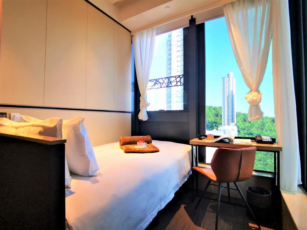 E Hotel Хонконг Екстериор снимка