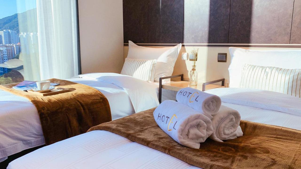 E Hotel Хонконг Екстериор снимка